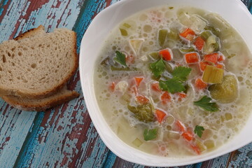 vegetable soup with meat