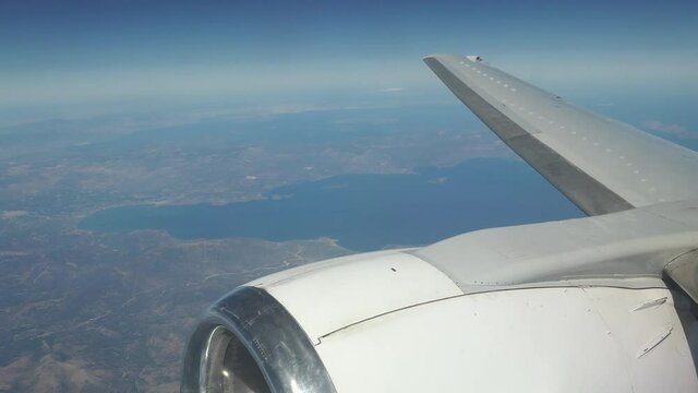 avion de ligne turbulences au dessus de la m&eacute;diterran&eacute;e 