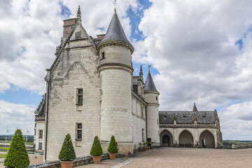 Fototapeta premium Beautiful medieval castle - Chateau d'Amboise (late 15th century); UNESCO World Heritage Site. Amboise, Indre-et-Loire, Loire Valley, France.