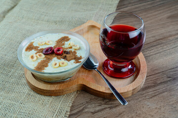 Traditional Turkish dessert, milk fermented with dried figs. 