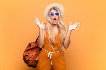  feeling extremely shocked and surprised, anxious and panicking, with a stressed and horrified look