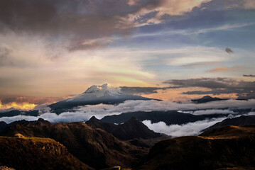 Fototapeta na wymiar Sunset at Antisana Volcanoe national Park