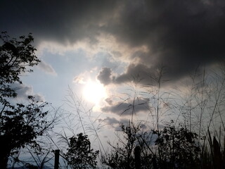 Sol atrás