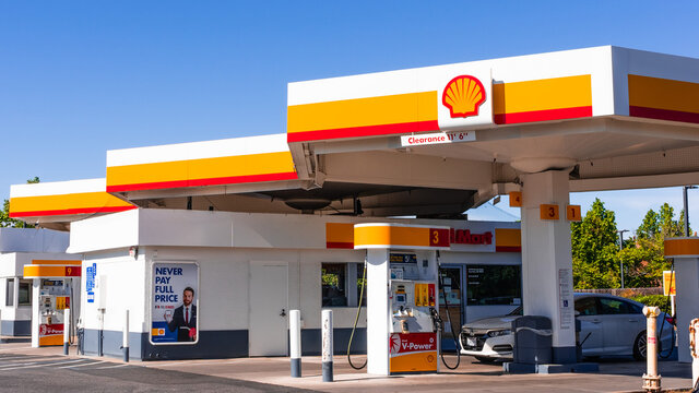 May 24, 2020 Cupertino / CA / USA - Shell gas station located in San Francisco bay area; Royal Dutch Shell PLC, commonly known as Shell, is a British-Dutch oil and gas company