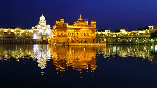 The Golden Temple, Sikh temple in the Indian town of Amritsar. In India it is called Harmandir Sahib and it is close to the Pakistan border. Punjab State, India, Asia