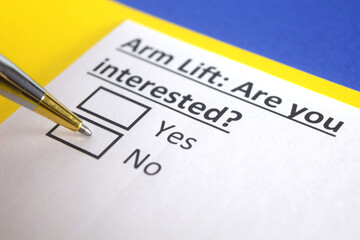 Obraz premium One person is answering question about arm lift.