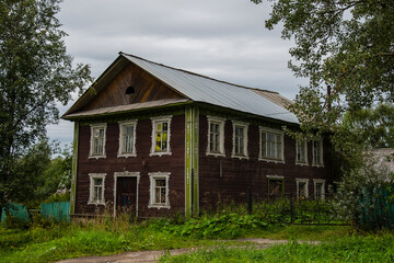 Fototapeta na wymiar Old Russian wooden house, Karelia