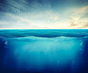 Fototapeta na wymiar BLUE UNDER WATER - Image 