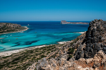 Fototapeta na wymiar view of the coast of the mediterranean sea