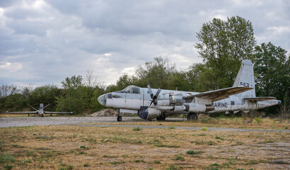 Military urbex of a lockheed plane P-2 forget inside an abandoned military base.