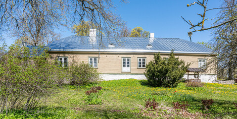 wooden manor in estonia