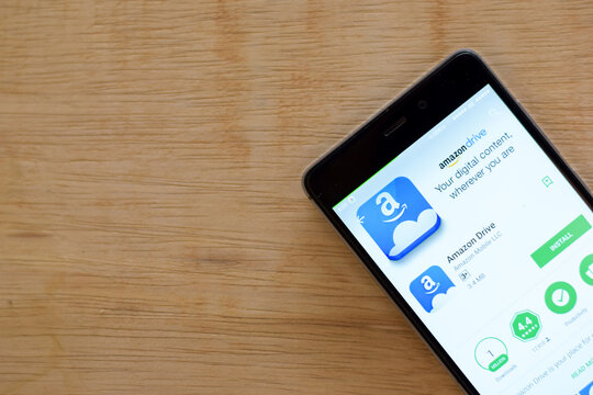 Amazon Drive Dev App On Smartphone Screen. Amazon Is A Freeware Web Browser Developed By Amazon Mobile LLC
