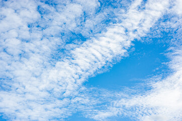 Fototapeta na wymiar Beautiful blue sky and white clouds, sky background.