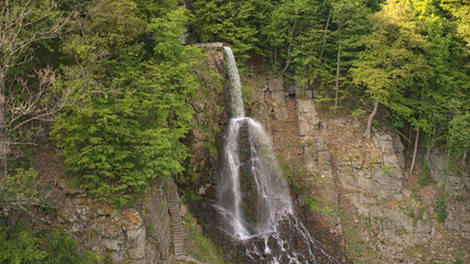 Fototapeta na wymiar Trusetaler Wasserfall. Vogelperspektive. 