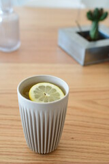a dessert drink with lemon in it