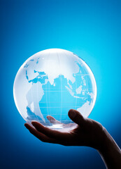 ガラスの地球儀