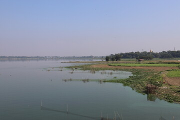 Lac Taungthaman à Amarapura, Myanmar