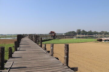 Pont en teck d'U Bein à Amarapura, Myanmar