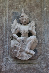 Décoration du monastère Shwe In Bin à Mandalay, Myanmar	