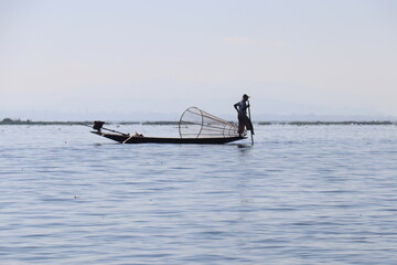 Pêcheur sur le Lac Inle, Myanmar