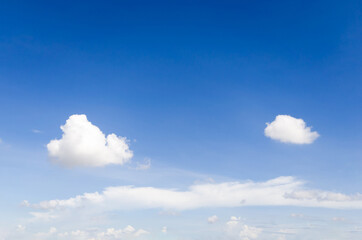 blue sky and white fluffy cloud horizon outdoor for background.