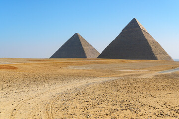 Fototapeta na wymiar Great Pyramid of Giza- The Pyramids of Menkaure- Khafre and Khufu- Giza Necropolis- Unesco World Heritage List 1979- Egypt- Egyptian civilisation- Old Kingdom- Dynasty IV