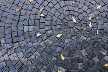 Cobblestone is a granite stone that is made up of cubes of similar size. The flooring is decorated with exterior and is strong, durable, popular in Europe, unique