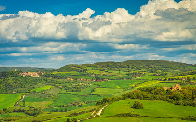 Fototapeta na wymiar Landscape in Val d'Orcia valley of Tuscany in spring time, Italy.