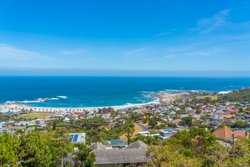 Obraz premium Panorama view of Campsbay, Cape Town, South Africa from the Table Mountain