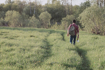 man came to the rivers and makes a fire