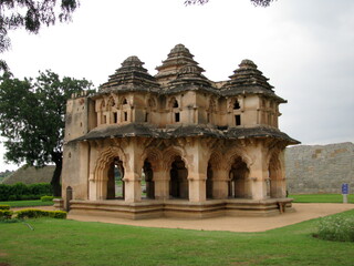 Obraz premium Lotus Mahal group of monuments at hampi