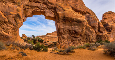 Fototapeta na wymiar Pine Tree Arch in Arches National Park | Utah