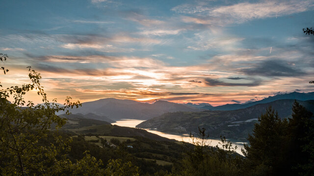 Lac de Serre-Pon&ccedil;on
