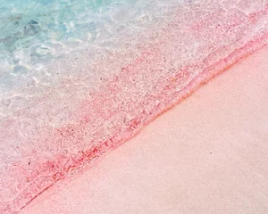 Crédence de cuisine en verre imprimé  Plage d'Elafonissi, Crète, Grèce Pink sand with the turquoise waters of the Mediterranean Sea, seen at Balos Beach, Crete, Greece.