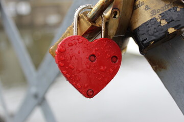 heart shaped lock