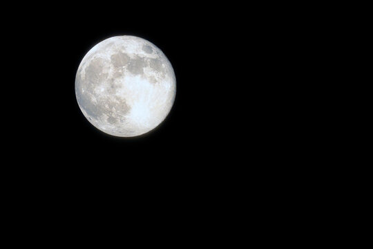 Flower Full Supermoon - May 2020 - London, UK