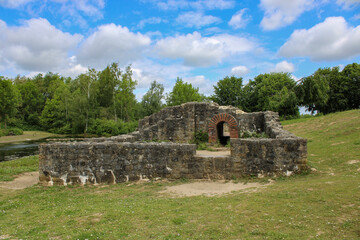 Fototapeta na wymiar Römisches Bad (Ruine)