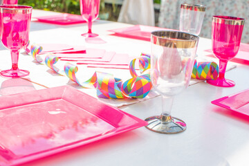 Feierlich gedeckter Pathetisch