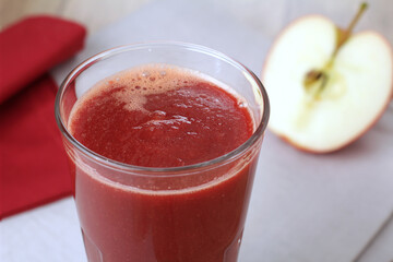 Apple juice with strawberry detox