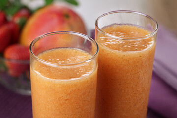 Mango juice with mint and chia
