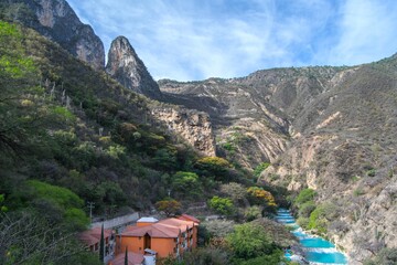 Fototapeta na wymiar Tolantongo Caves - Mexico. River of thermal waters in the mountains of Hidalgo, Mexico