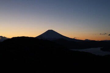 The silhouette of Mt. fuji at twilight 