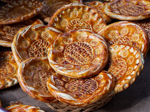 Tandir non or lepeshka, tarditional uzbek bread  in Samarkand Namangan, Uzbekistan