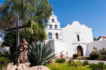 Fototapeta na wymiar Statue of Franciscan Monk At Mission San Diego de Alcala,San Diego,California,USA