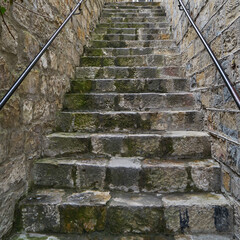 Image of an ancient stone staircase.