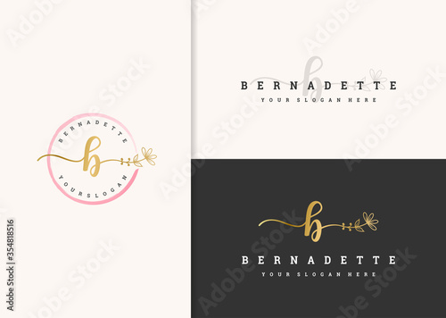 Beautiful Feminine Logo Design Vector Fashion Logo Concept Modern Design Wall Mural Alfaza502 Beautiful Feminine Logo Design Vector Fashion Logo Concept Modern Design Wall Mural Alfaza502