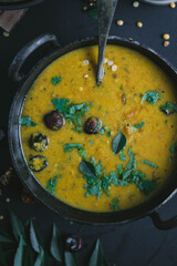 Roasted bengal gram lentil curry