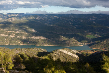 Obraz premium Pena Reservoir Panorama in Teruel, Spain