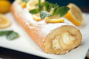 leaves of mint, lemon pie with butter cream