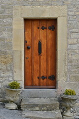 Fototapeta na wymiar old wooden door of a house